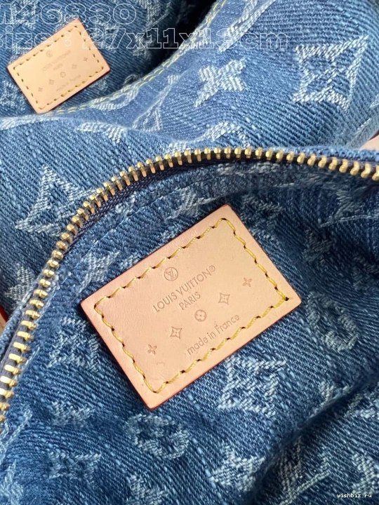 WIS PAPILLON VUITTON TRUNK LOUIS 0131